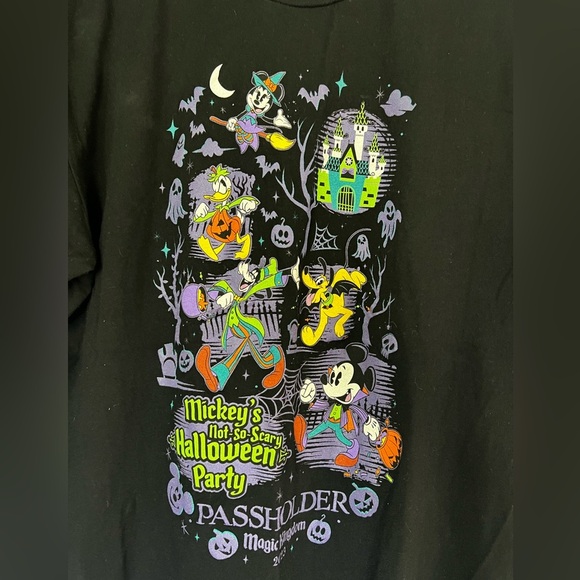 Disney Mickey’s Not-So-Scary Halloween Party Passholder Shirt 2023 XL Magic - Picture 7 of 8